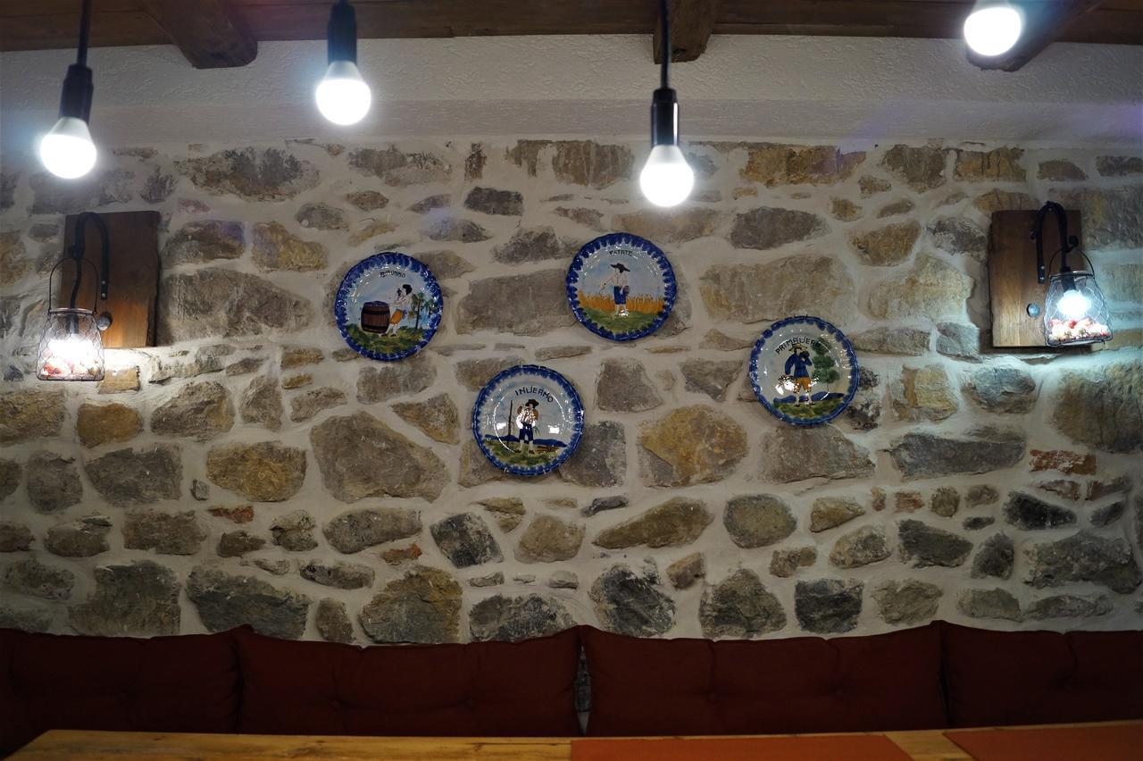 Vila Trebicka Korce Exterior foto